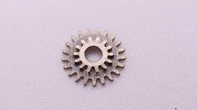 FHF - Cal 72-4 ( ST96 ) - Date Int Wheel - #2543-Welwyn Watch Parts