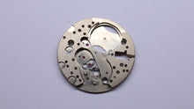 Standard - Calibre 1686 - Movement Spares - NOS Original Parts-Welwyn Watch Parts