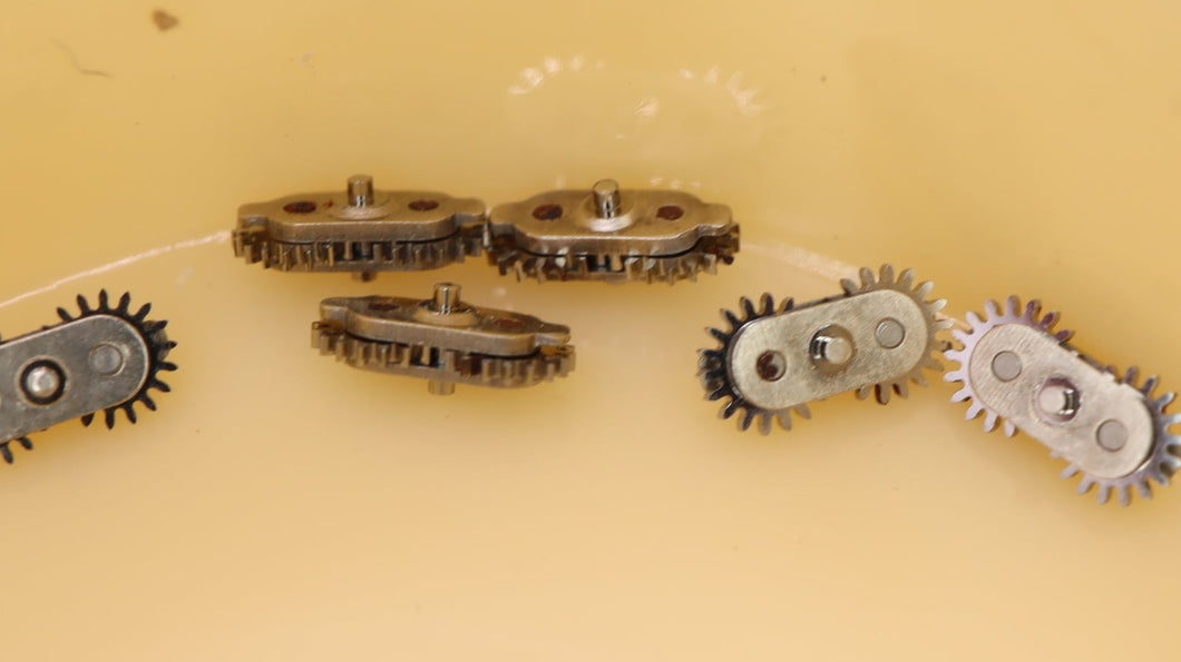 Forster - Calibre 70 sc - Part# 1485 Reverser-Welwyn Watch Parts