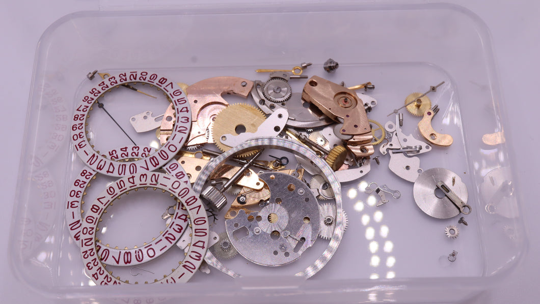 Enicar - Mixed Parts - Good Lot for Watchmaker !!-Welwyn Watch Parts