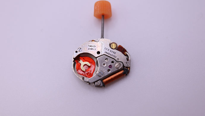 CCD Cal 5250 - Quartz Movement - NOS-Welwyn Watch Parts