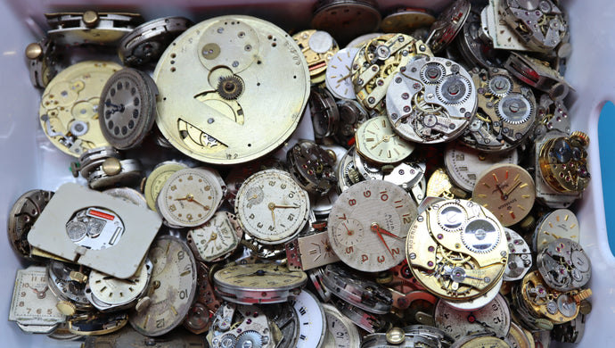 Random Bag of 10 Watch Movements - Ladies/Gents/PW-Welwyn Watch Parts