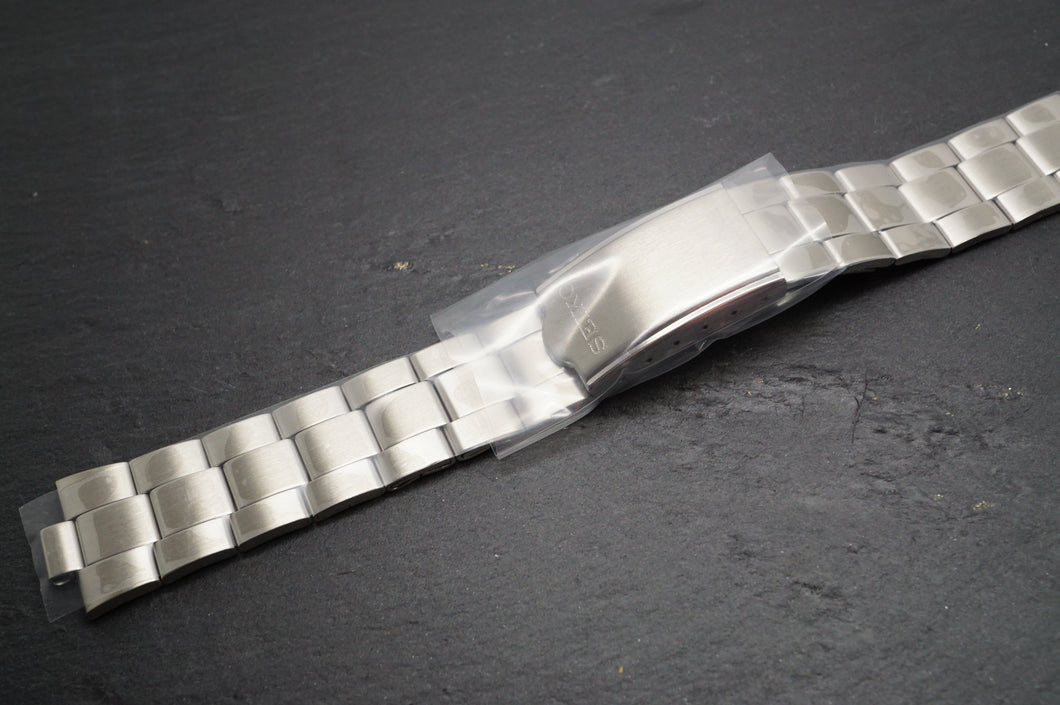 Seiko - Stainless Steel Bracelet - 44Q6JB - Brush Finish - End Links Inc 19mm-Welwyn Watch Parts