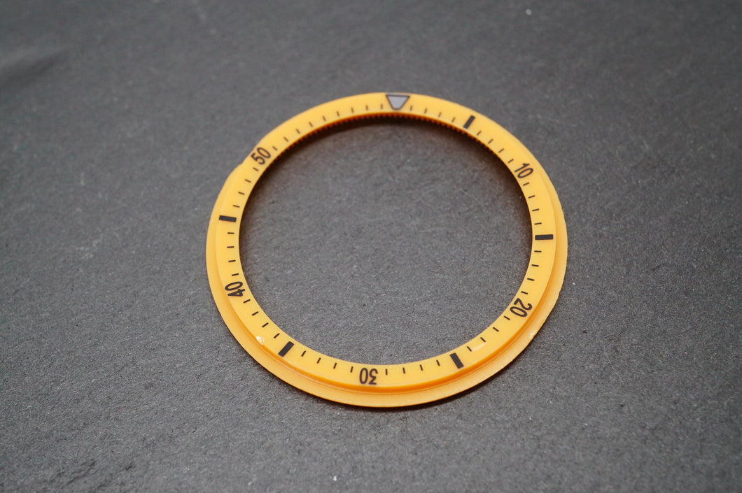 Seiko Chronograph - 6139 -Yellow Inner Rotating Insert - Aftermarket-Welwyn Watch Parts