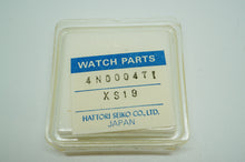 Seiko Ladies Quartz Dial - Model # 4N00-0471 - White w Two Tone Arabic Numeral-Welwyn Watch Parts