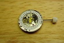 Tag Heuer Calibre 2 Automatic Ladies ( ETA 2000 ) NOS Movement - Serviced-Welwyn Watch Parts