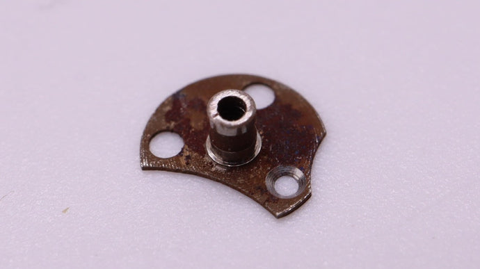 Kaiser - Calibre 20 - Part#1496 Axle Post-Welwyn Watch Parts